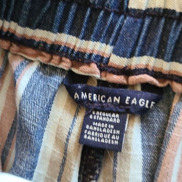 American eagle womens blue, pink, tan and white stripped cropped‎  pants - Picture 4 of 7